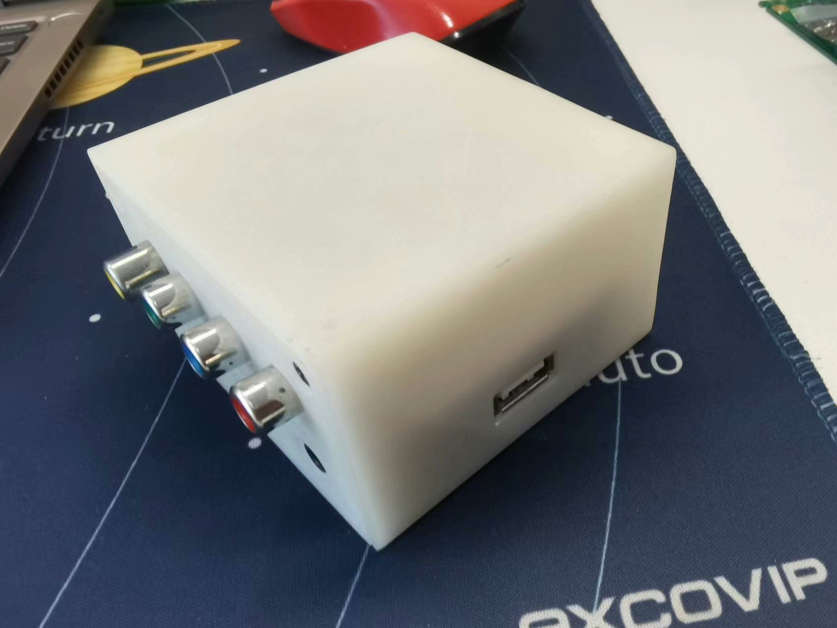وحدة تحكم الألعاب Raspberry Pi - مراجعة Retro Gaming Raspberry Pi وسعره